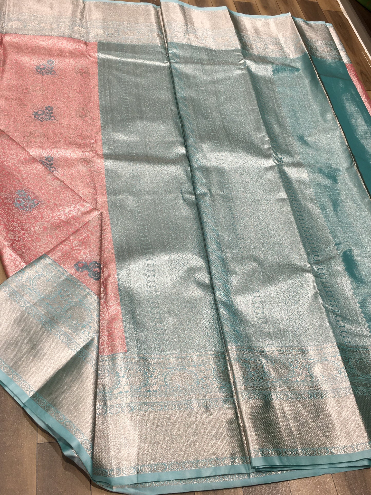 Semi Kanchipuram tissue