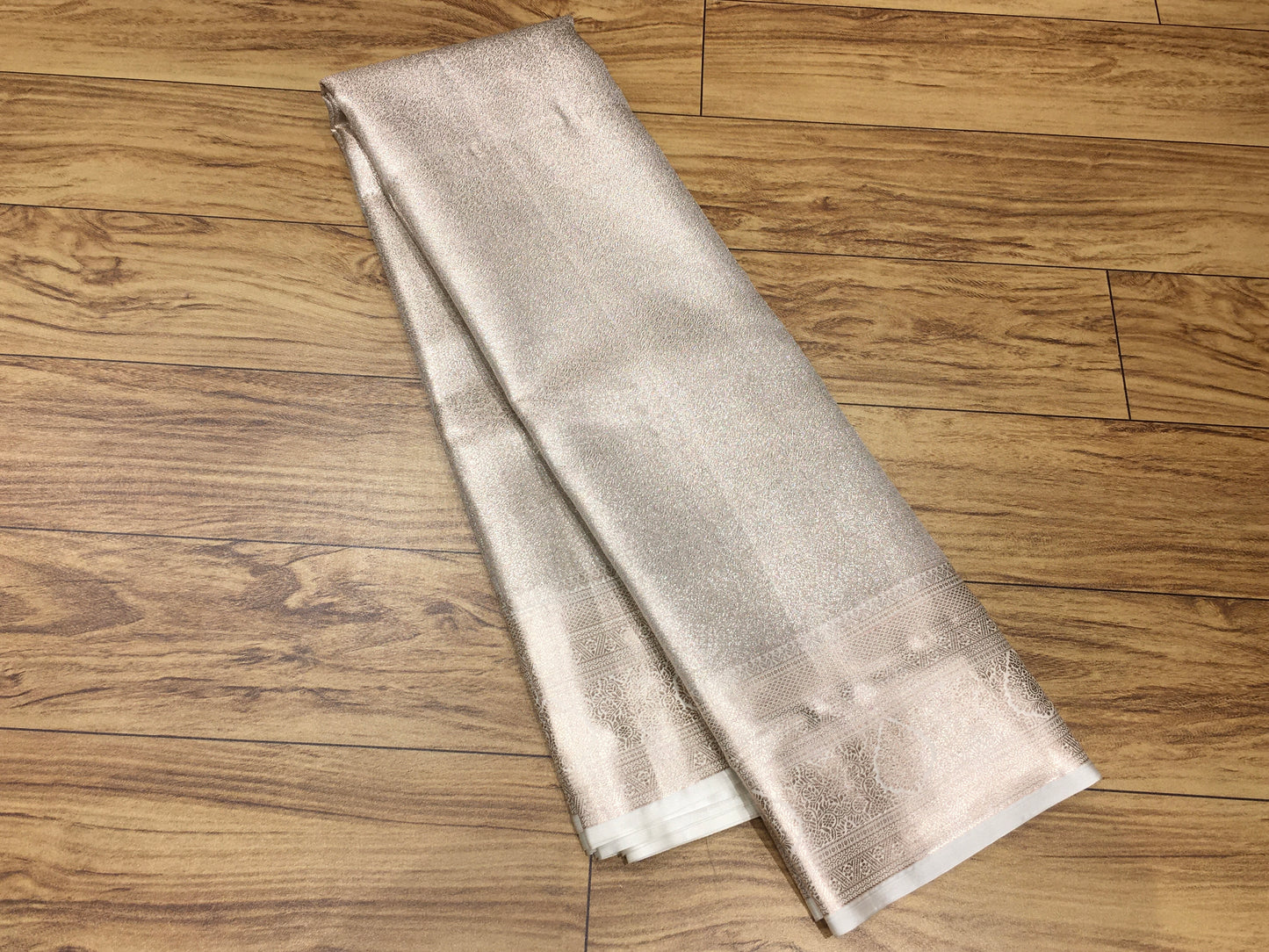 Semi Kanchipuram tissue