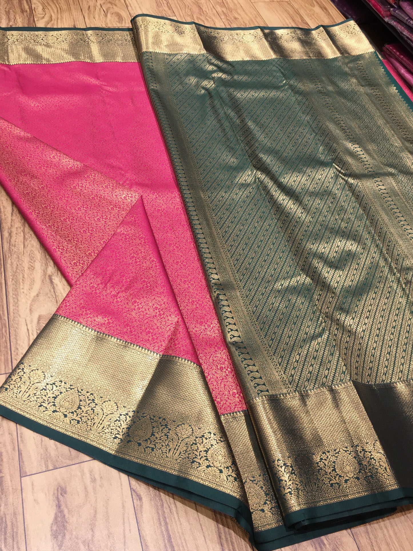 Semi Kanchipuram brocade