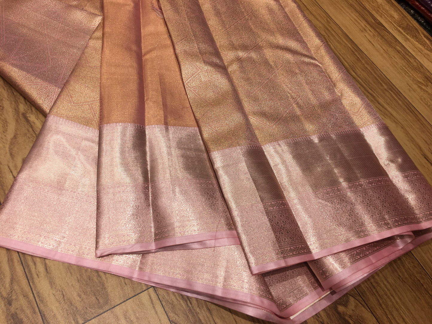 Semi Kanchipuram tissue
