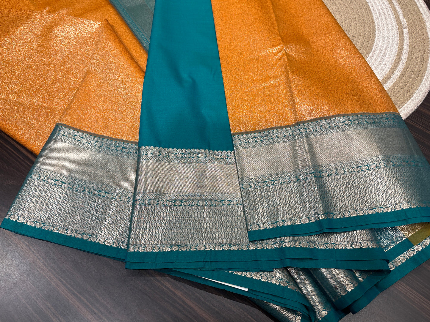 Semi Kanchipuram silk