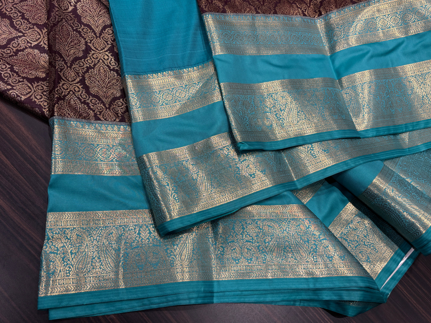Semi Kanchipuram silk