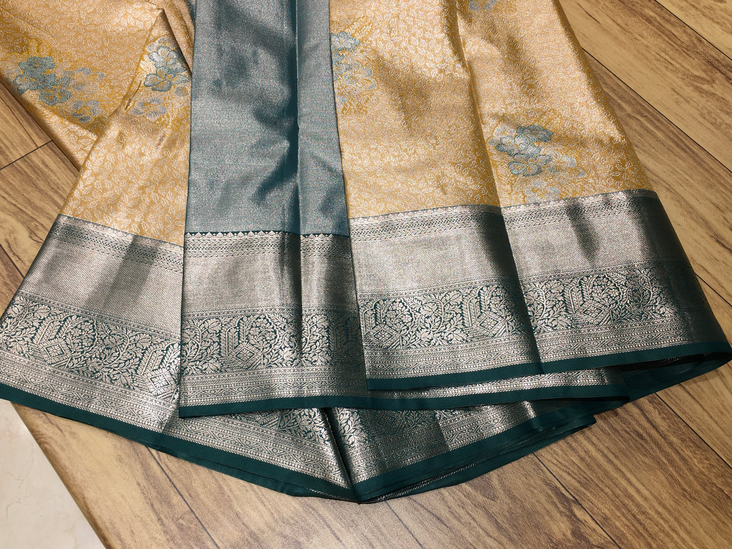 Semi Kanchipuram tissue