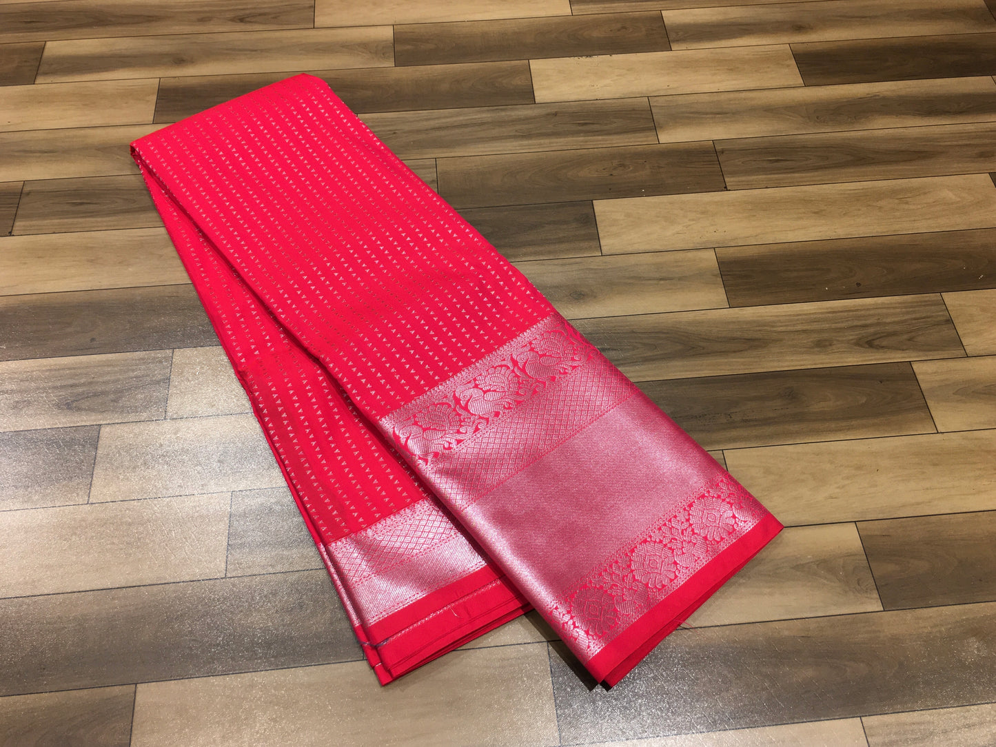Semi Kanchipuram silk