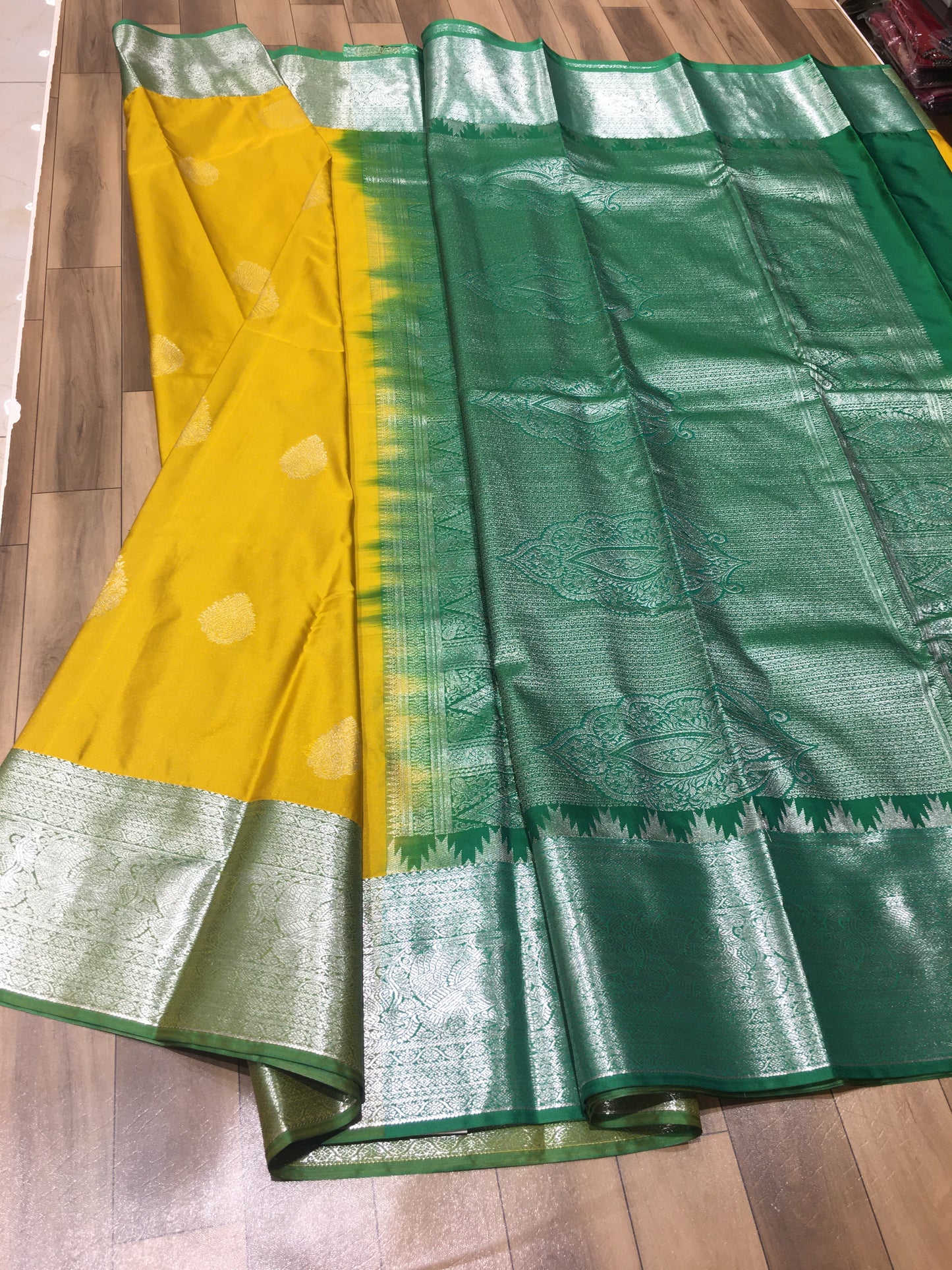Semi Kanchipuram silk