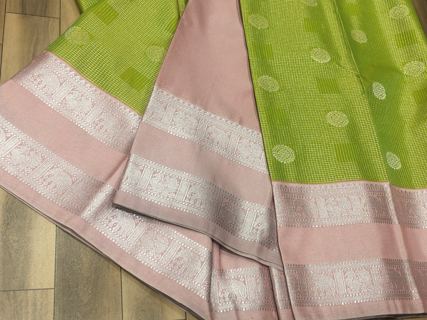 Semi Kanchipuram silk