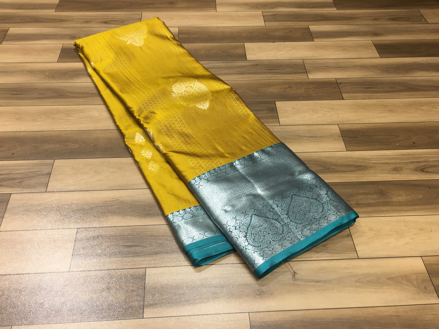 Semi Kanchipuram silk