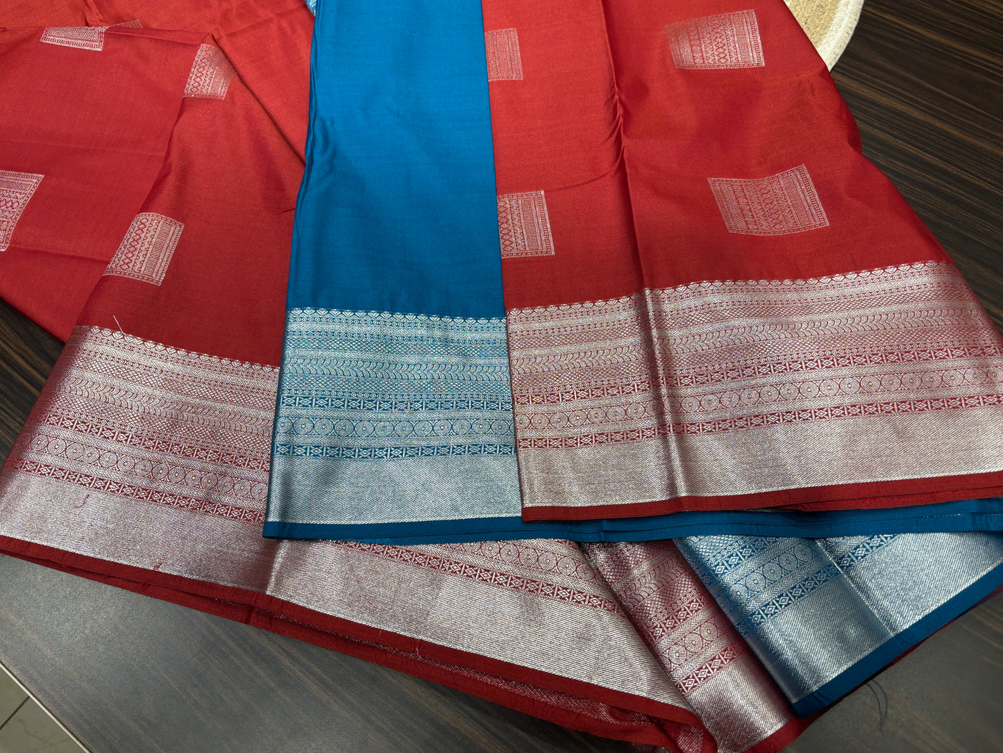 Semi Kanchipuram silk