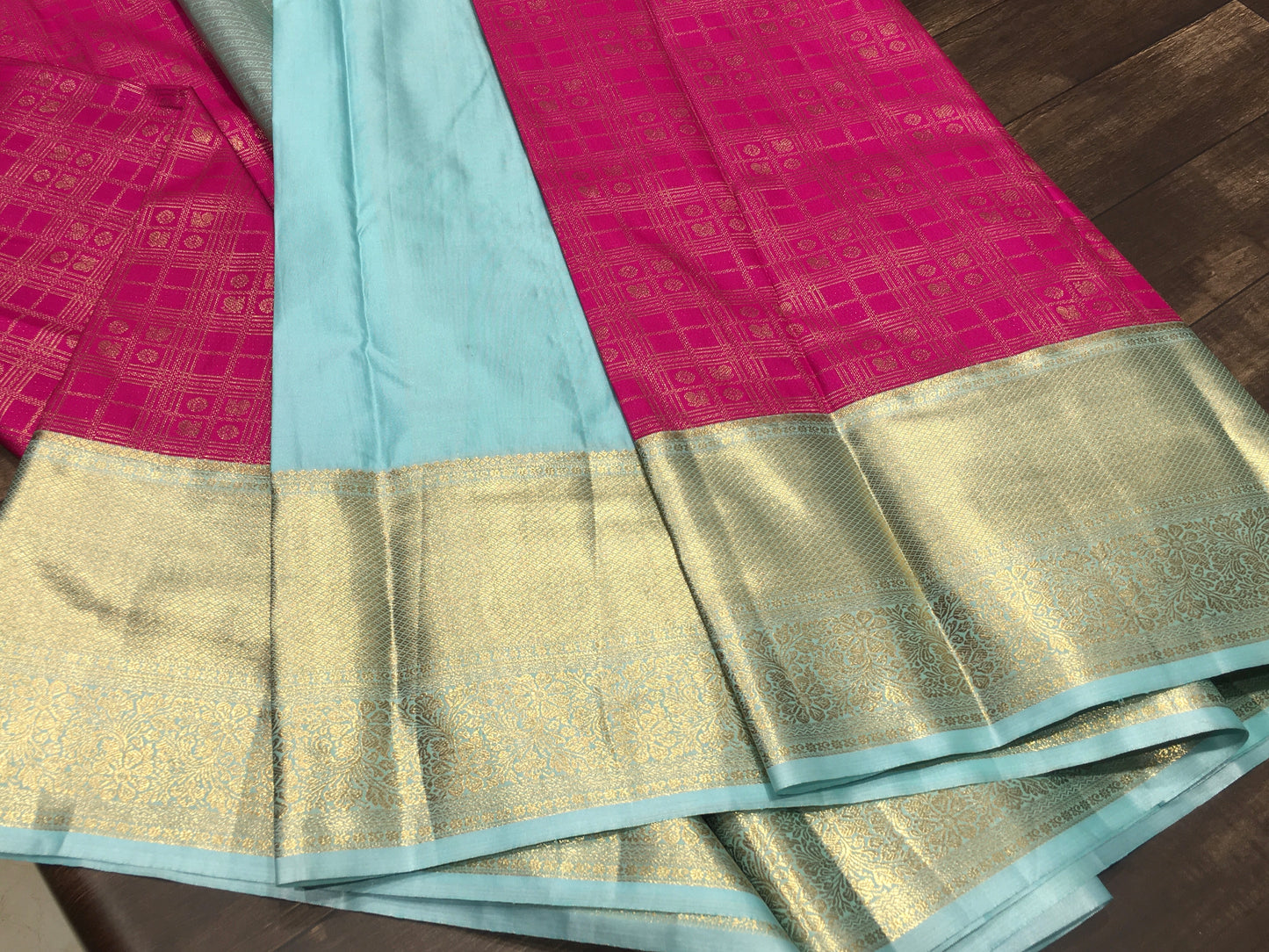 Semi Kanchipuram silk
