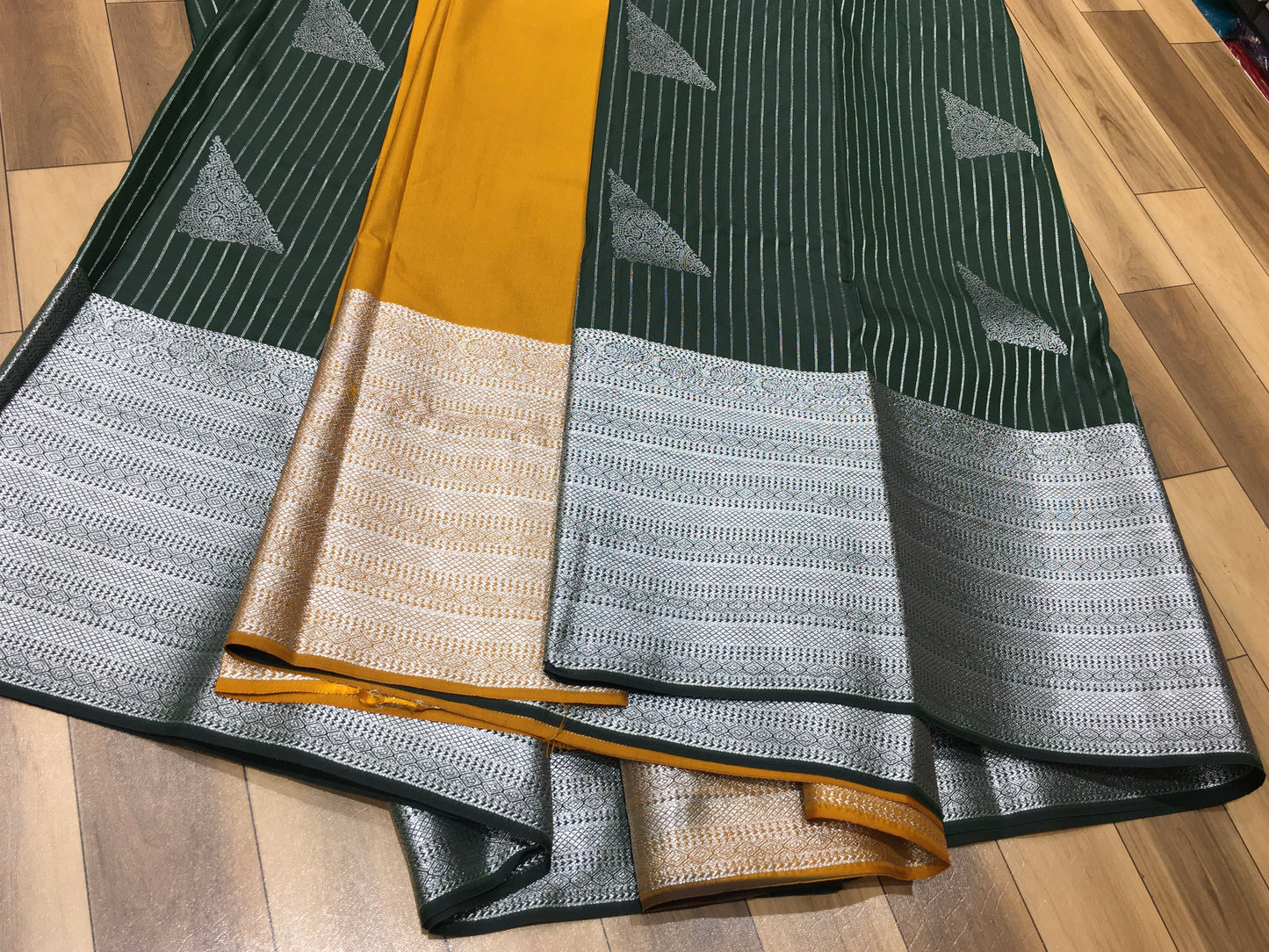 Semi Kanchipuram silk