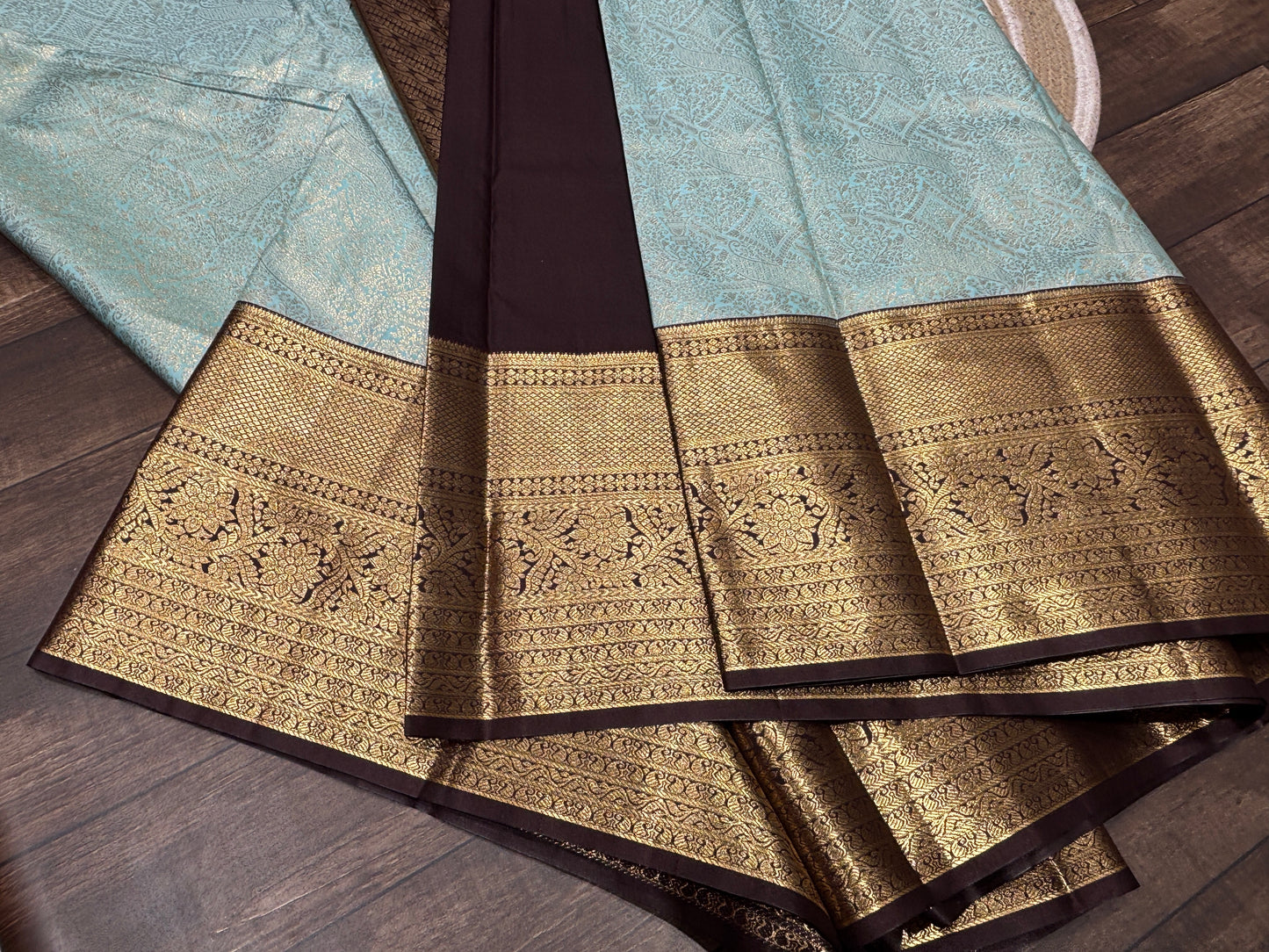 Semi Kanchipuram silk