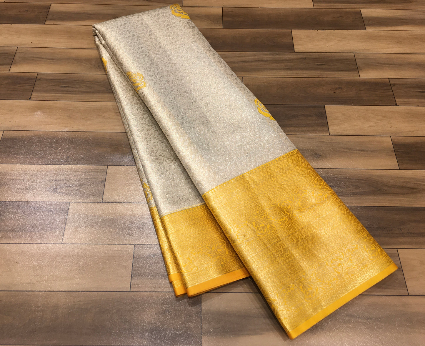 Semi Kanchipuram tissue