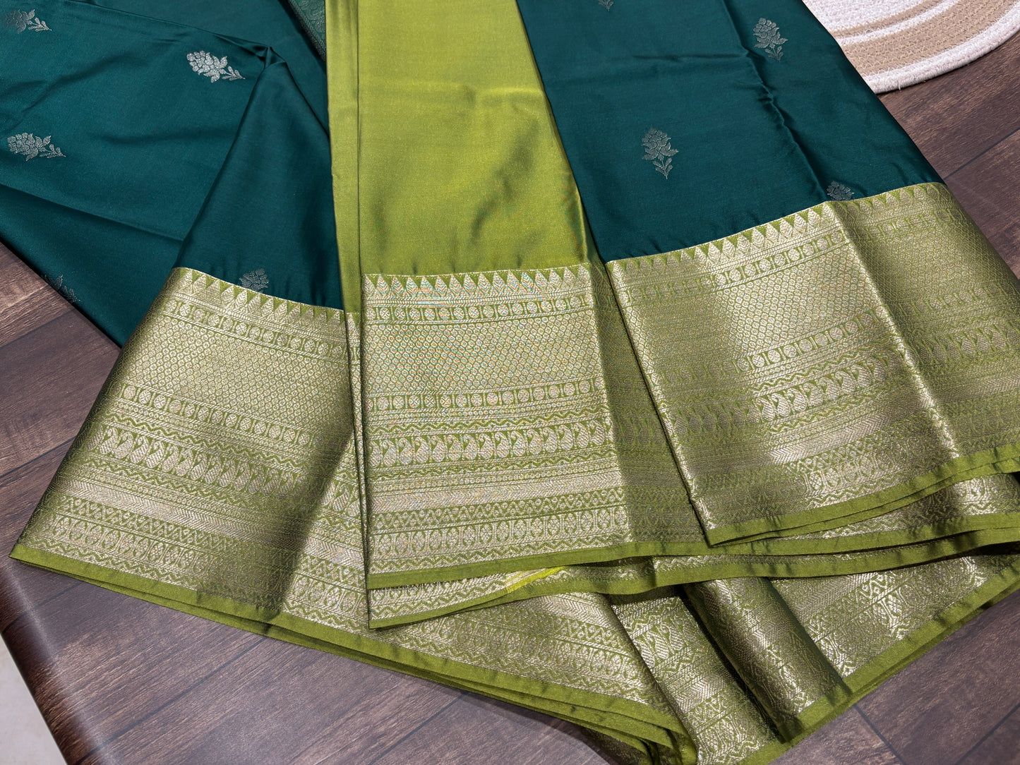 semi Kanchipuram silk