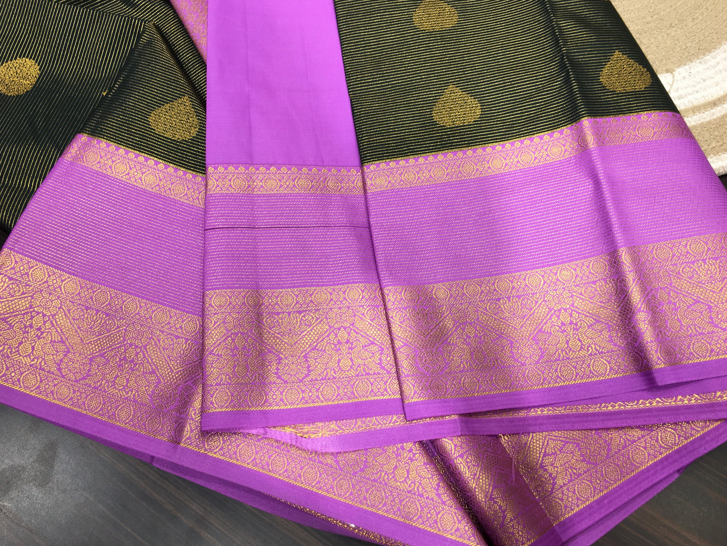 Semi Kanchipuram silk
