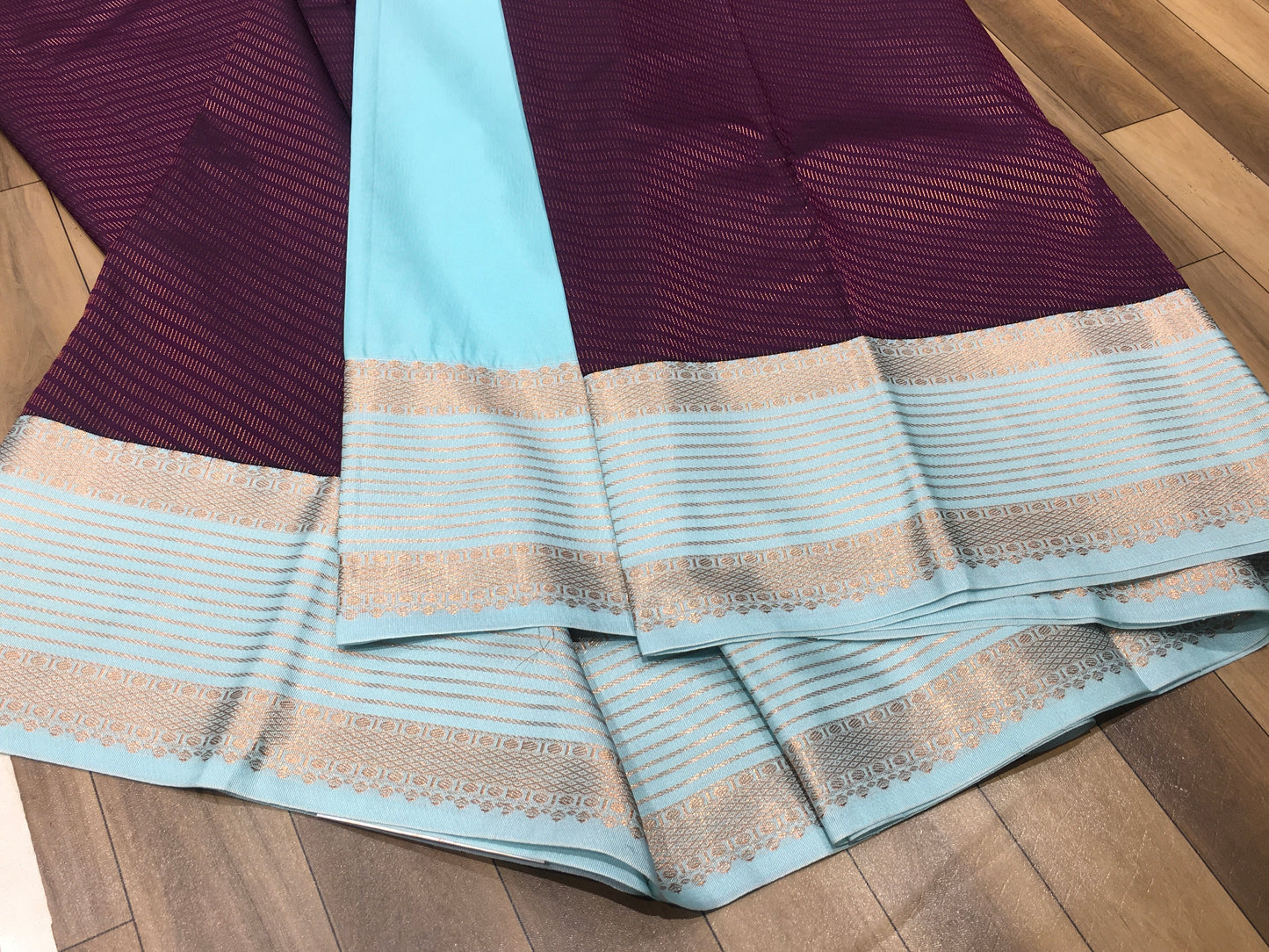 Semi Kanchipuram silk