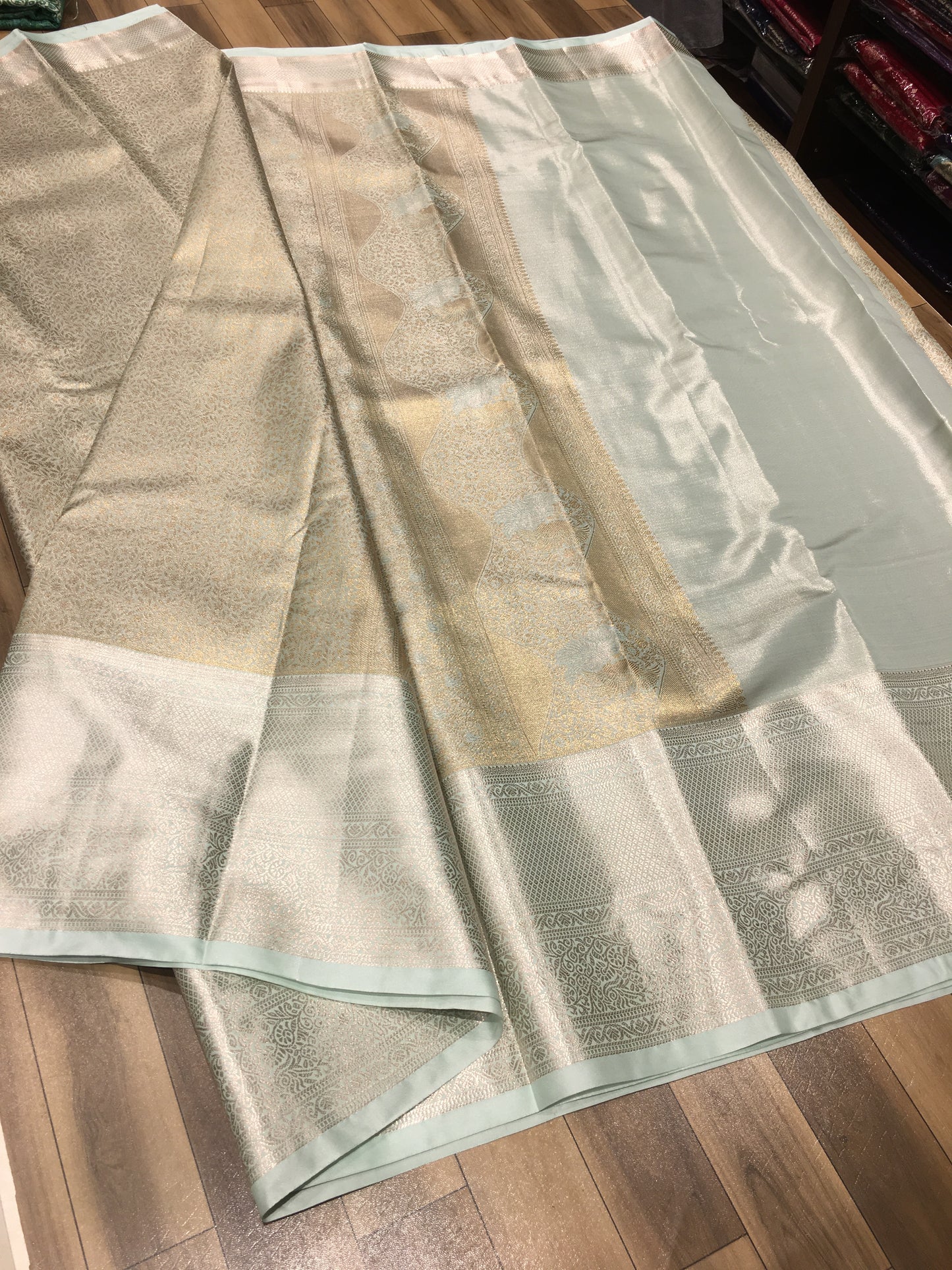 Semi Kanchipuram tissue