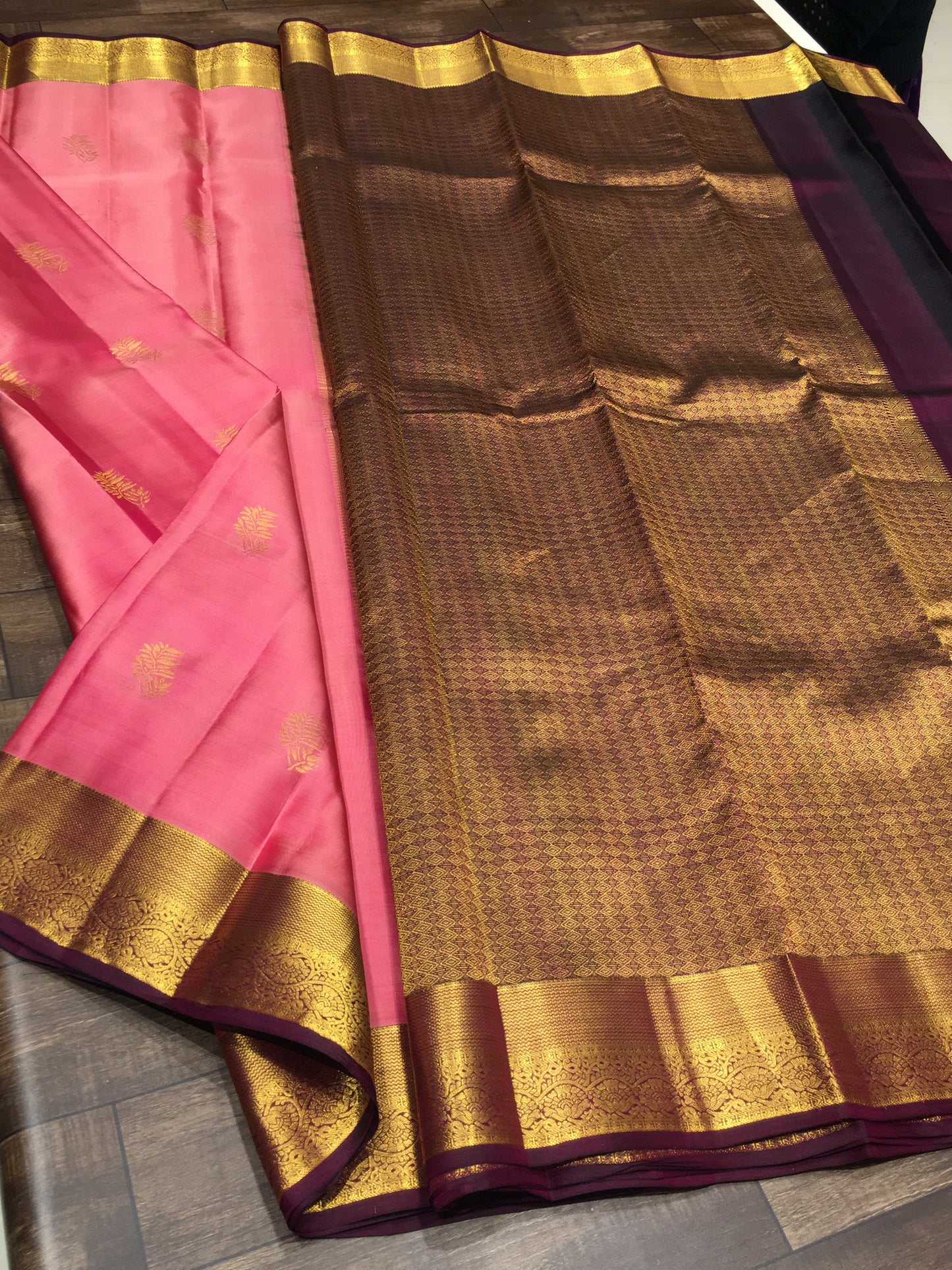 Pure kanchipuram silk