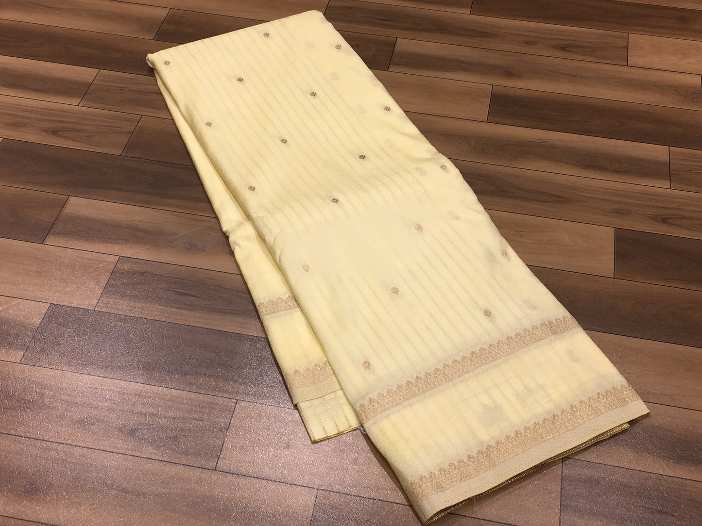 Raw mango silk