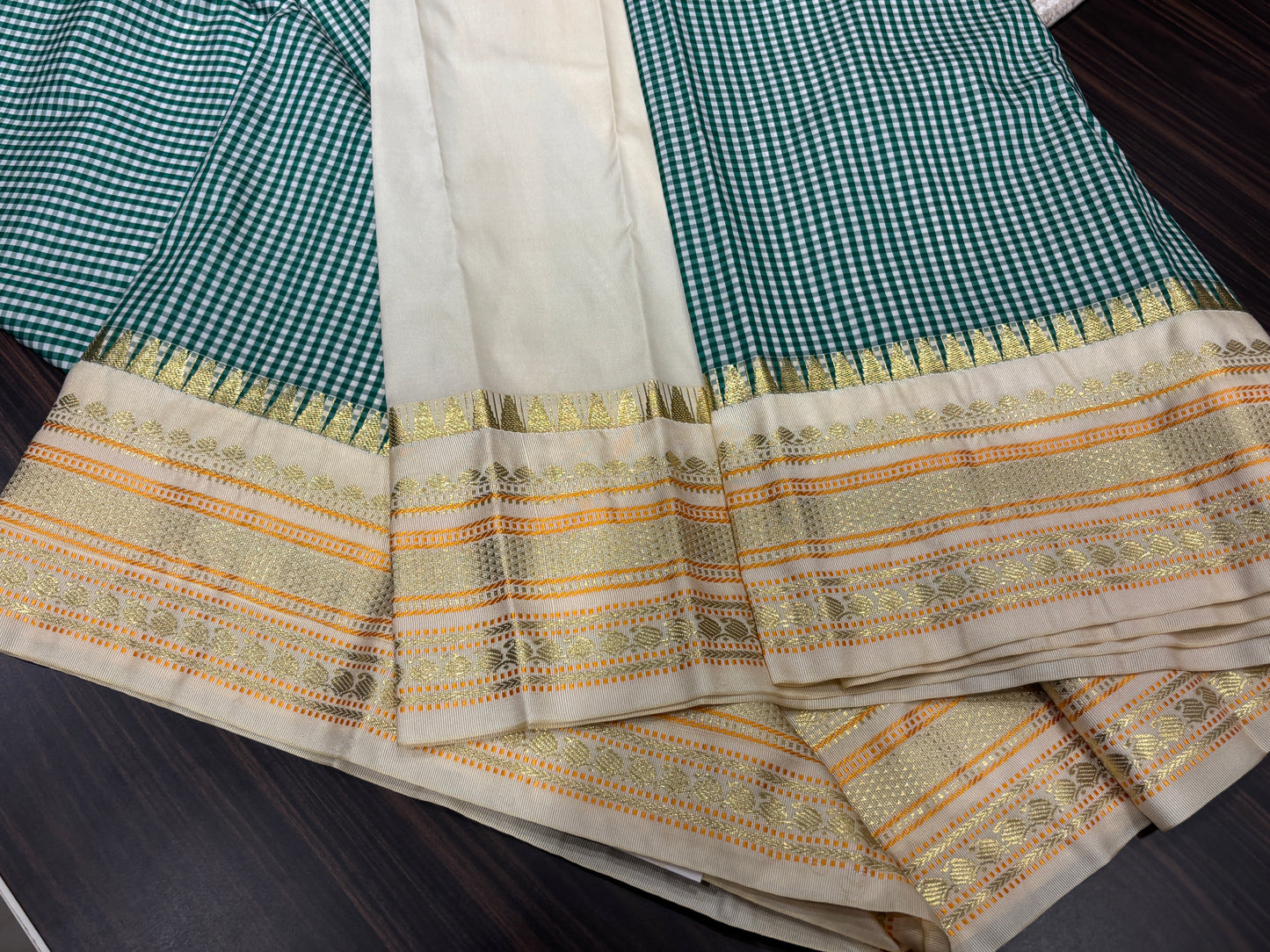 Semi Kanchipuram silk