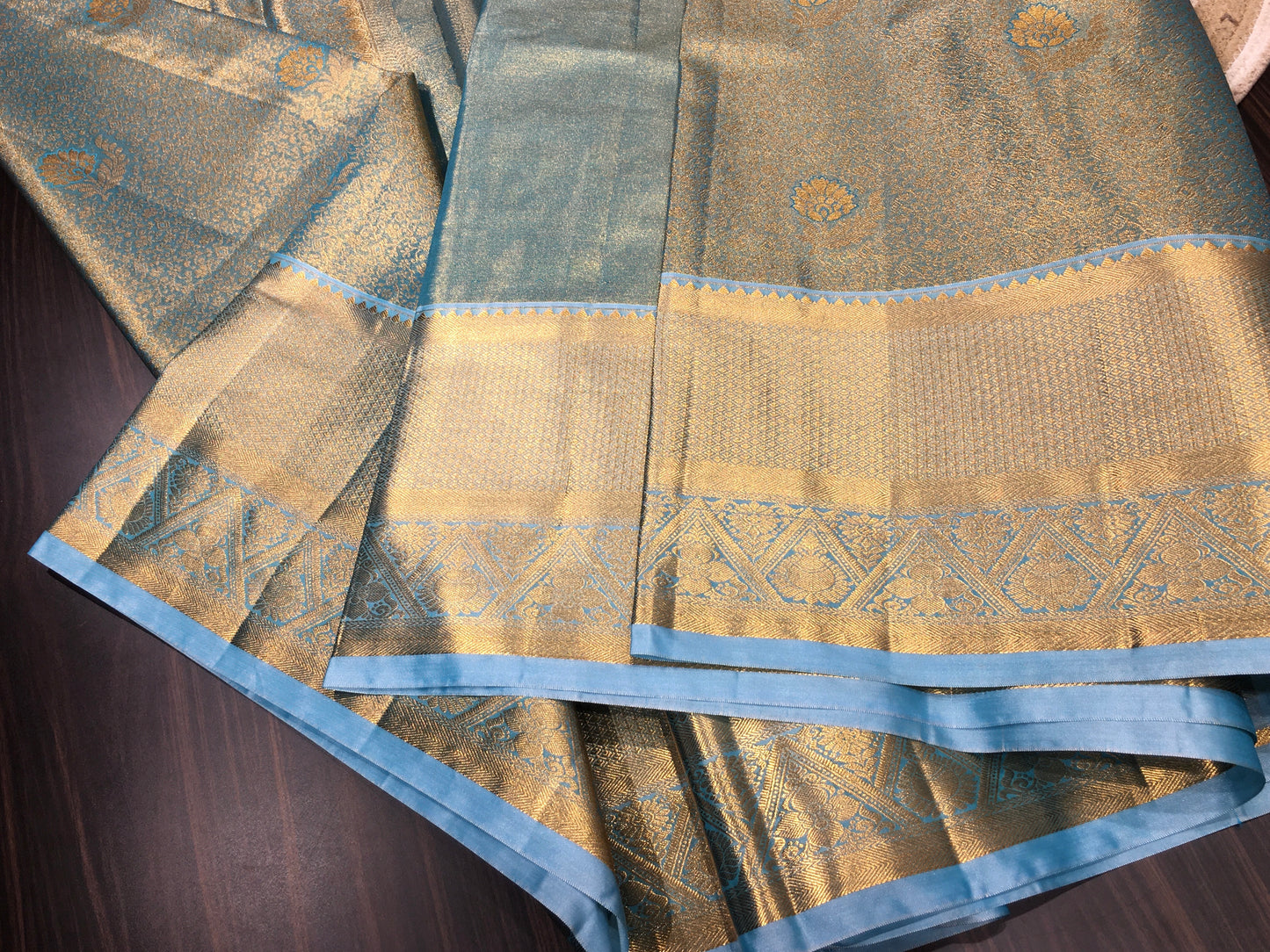 Semi Kanchipuram tissue
