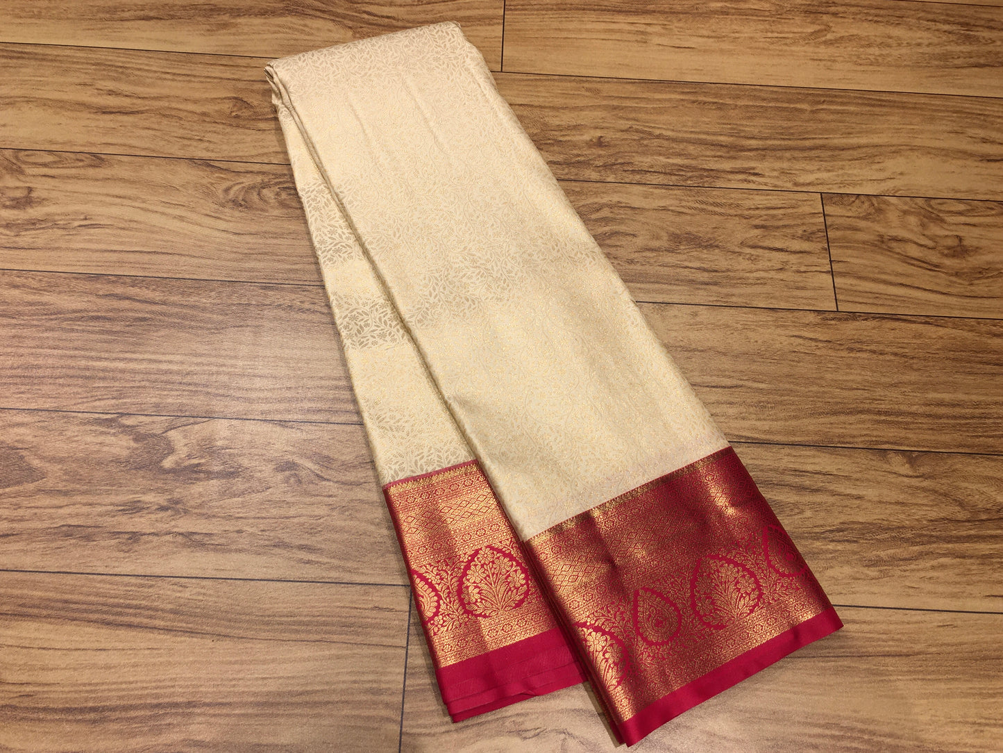Semi Kanchipuram Brocade