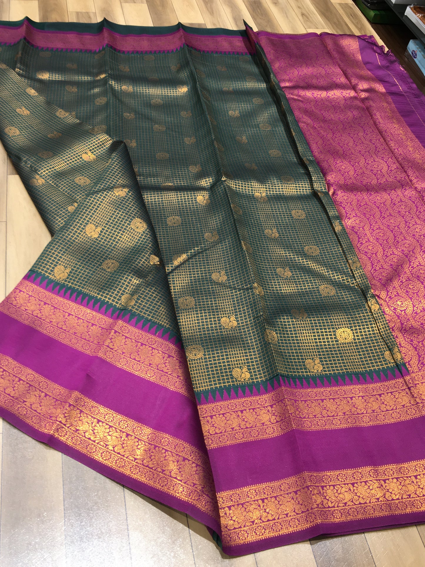 Valakalam saree