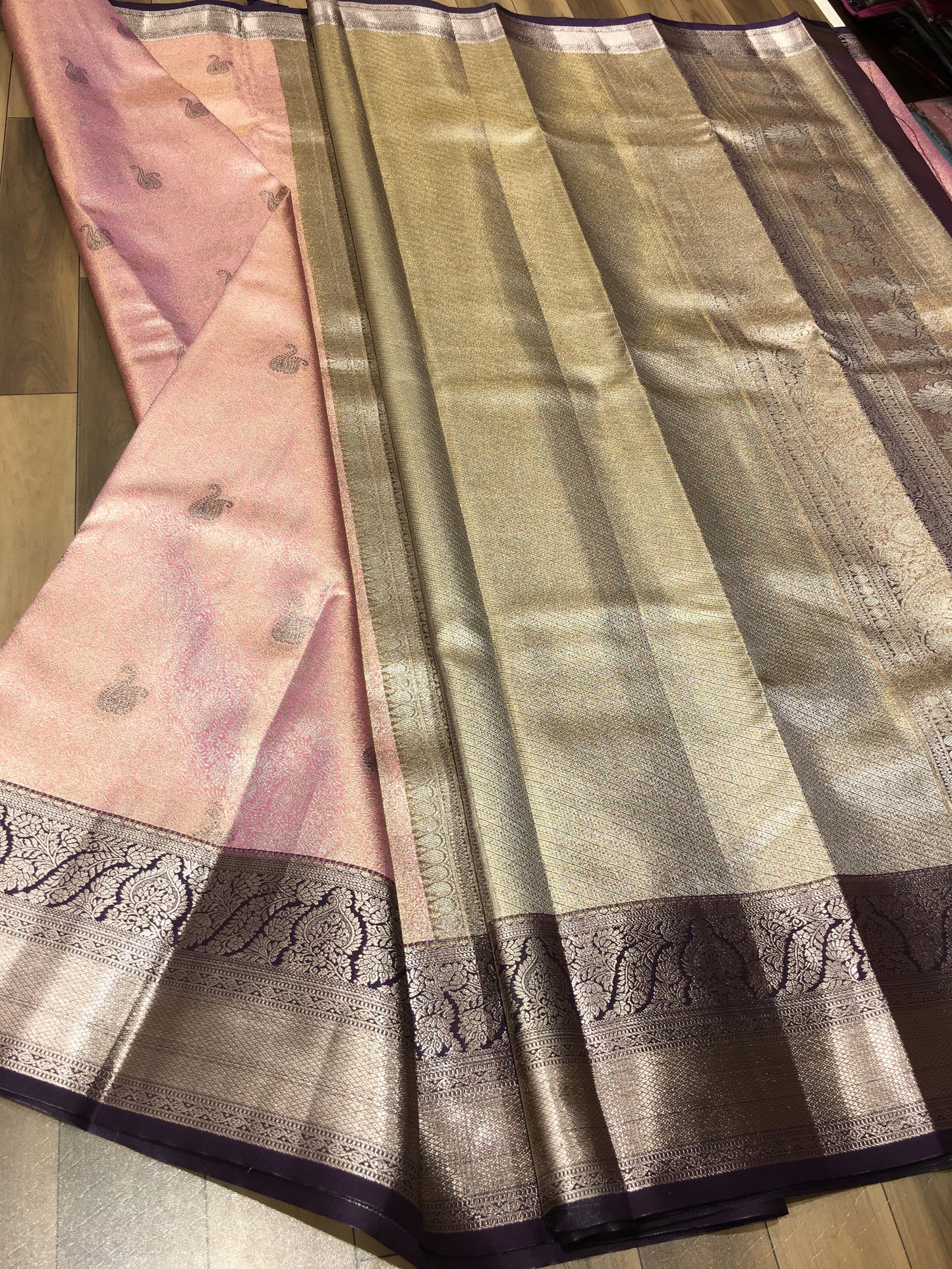 Semi kanchipuram tissue