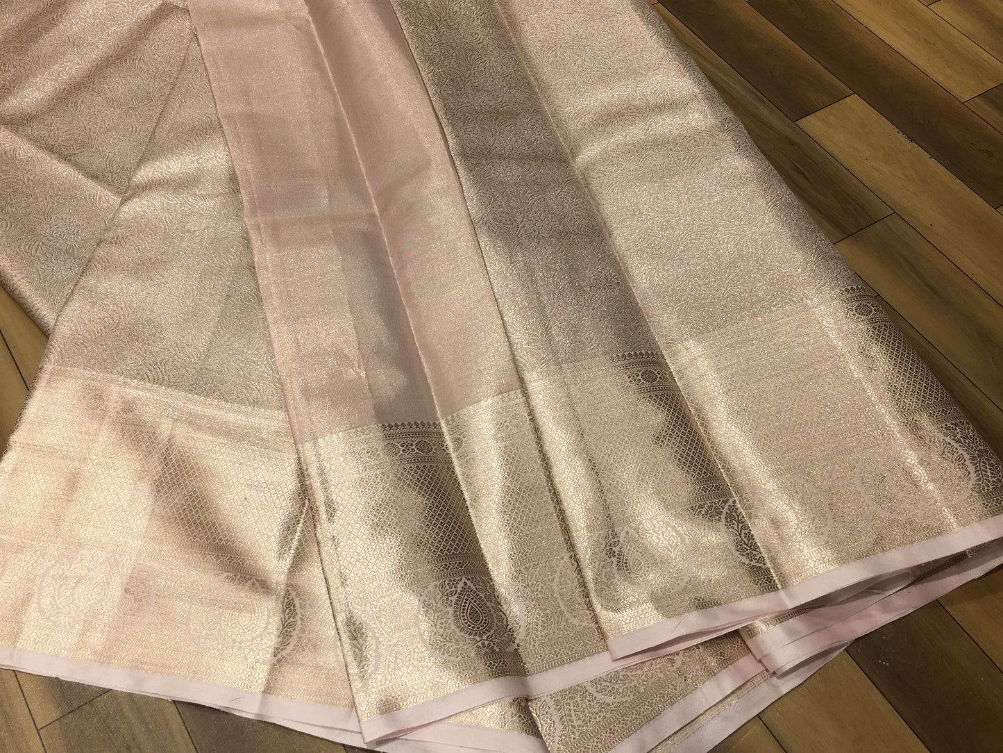 Semi Kanchipuram tissue