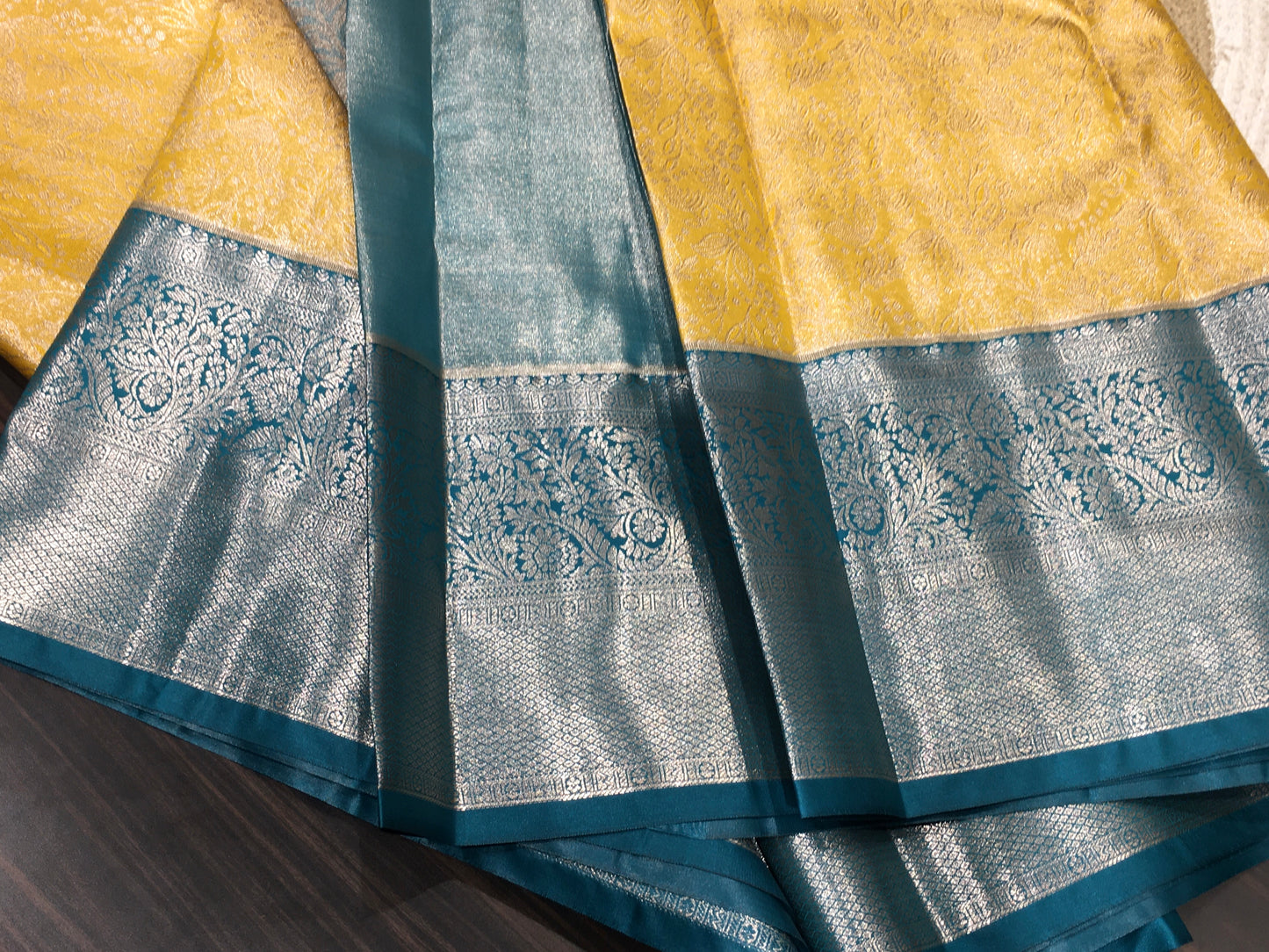 Semi Kanchipuram silk