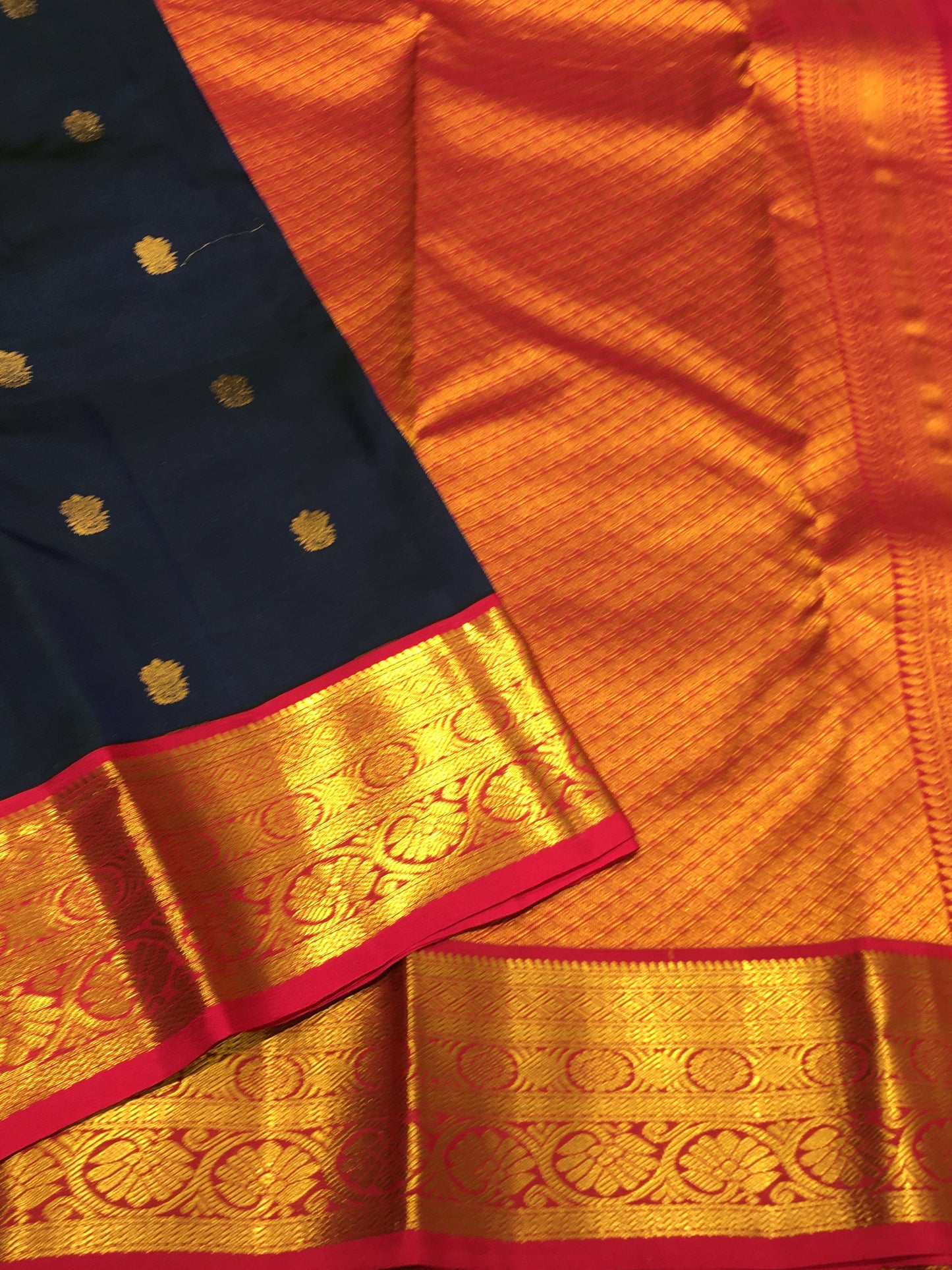 Pure Kanchipuram silk