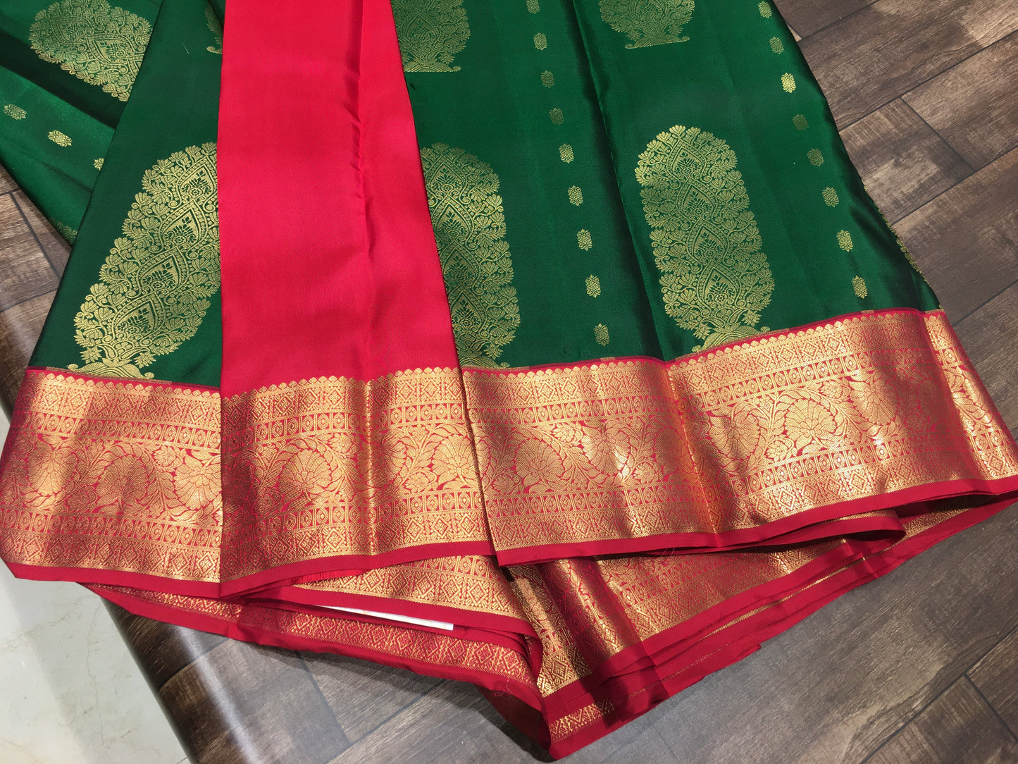 Pure kanchipuram silk