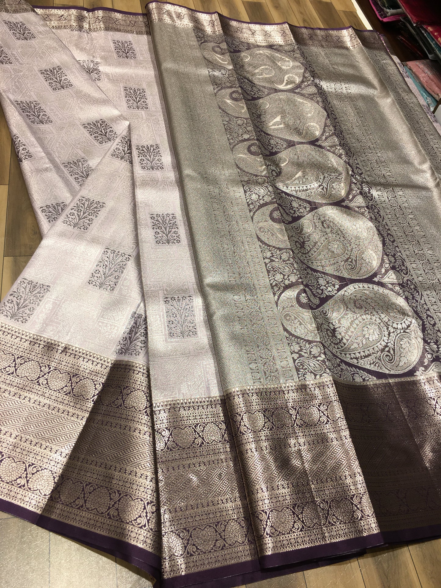 Semi Kanchipuram tissue