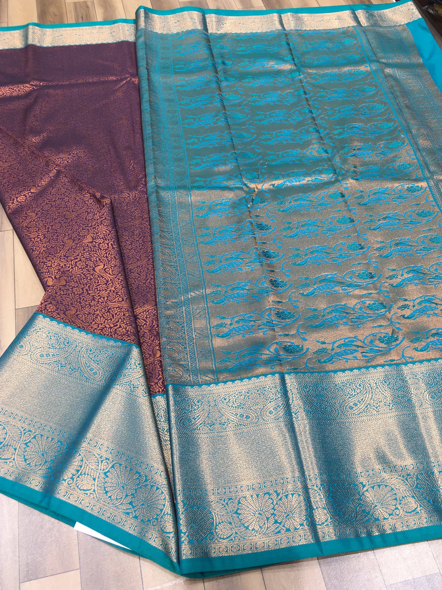 Semi Kanchipuram brocade