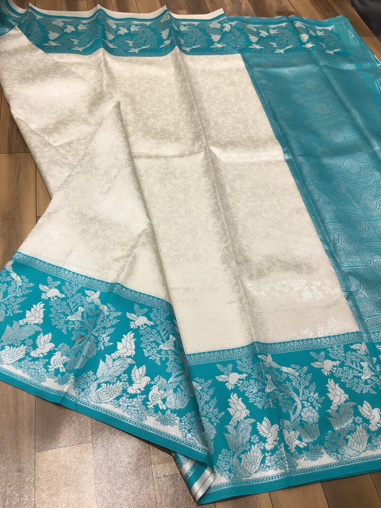 Valakalam saree