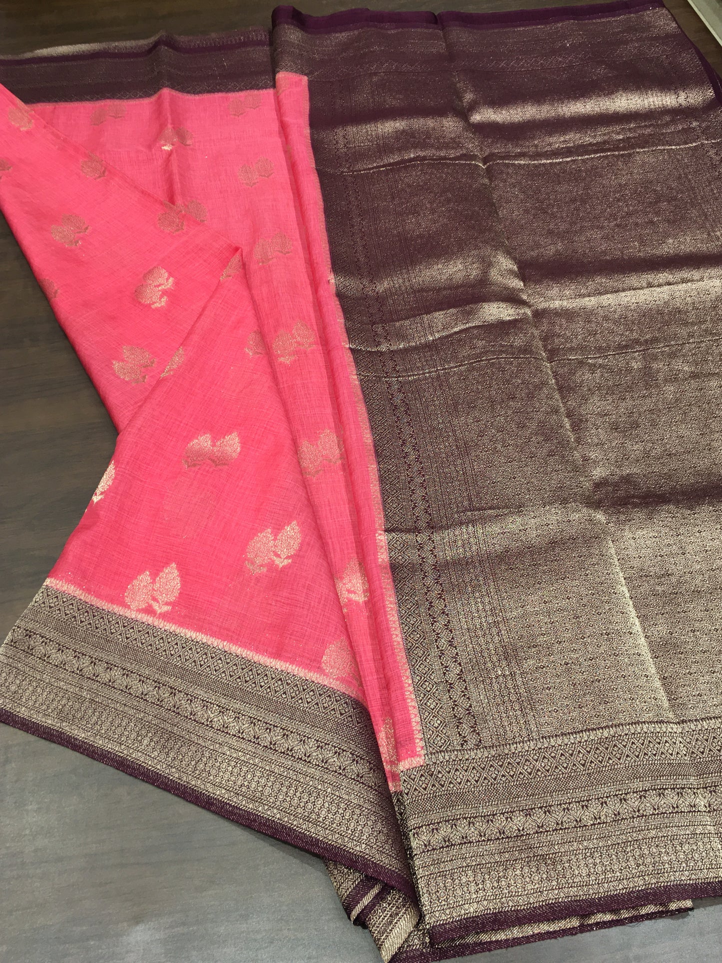 Wrinkle Chiffon Saree