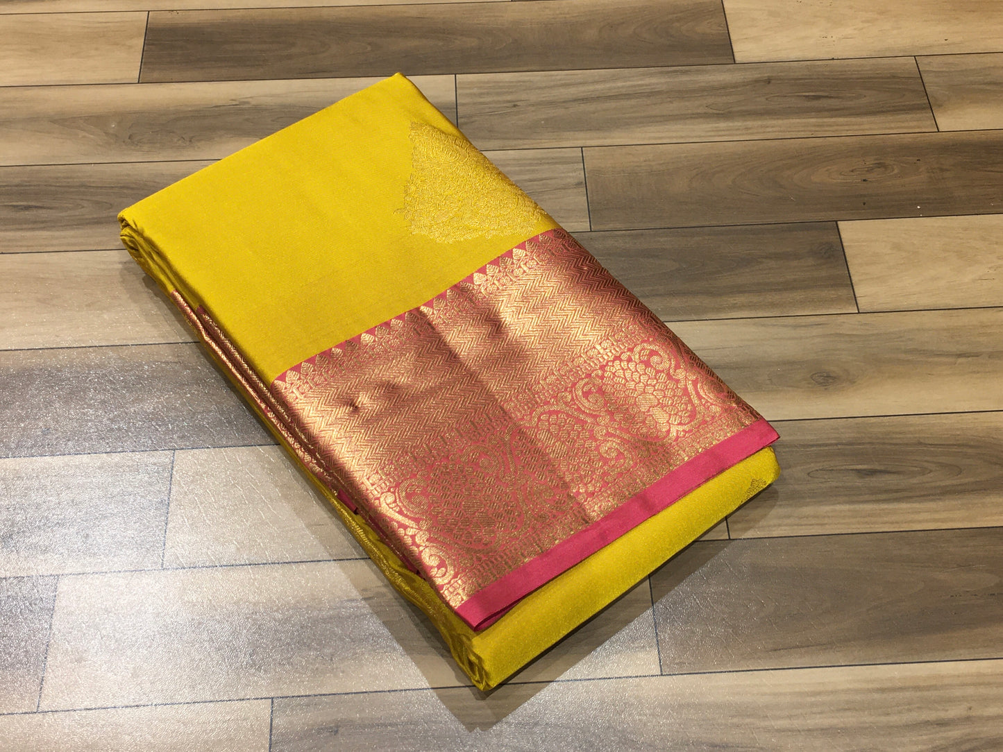 Semi Kanchipuram silk