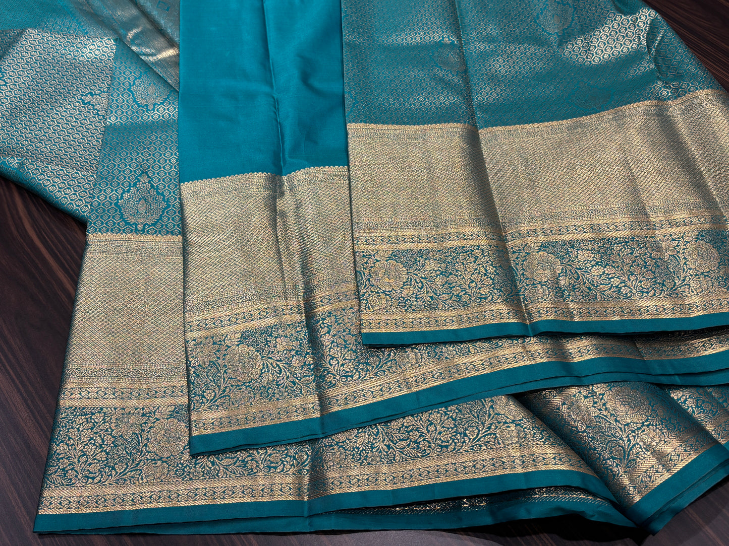 Semi Kanchipuram silk
