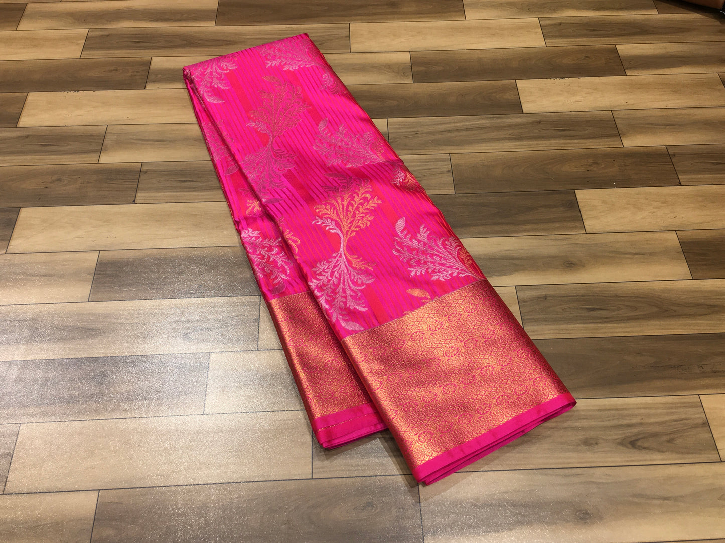 Semi Kanchipuram silk