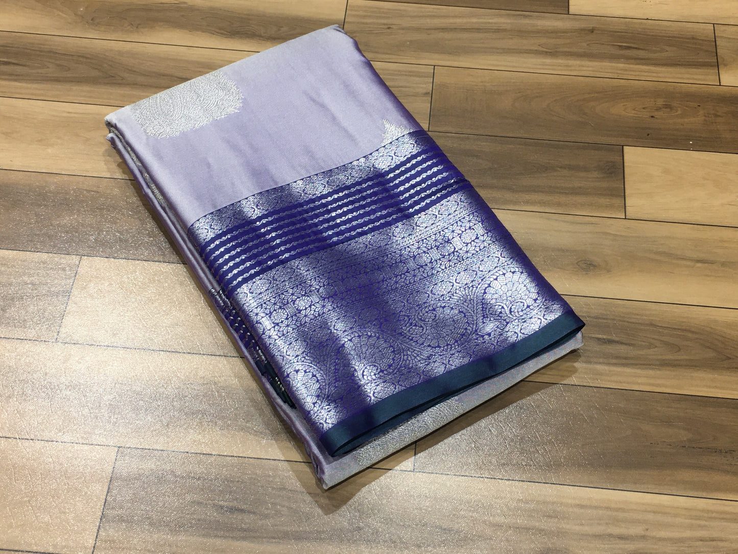Semi Kanchipuram silk