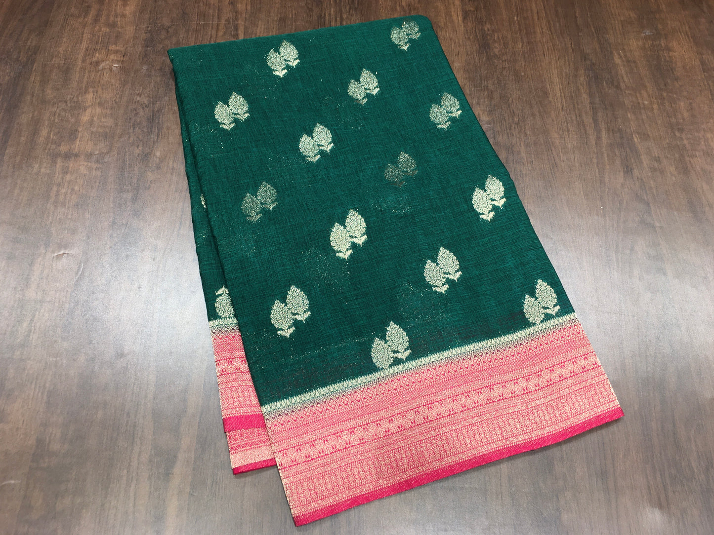 Wrinkle Chiffon Saree