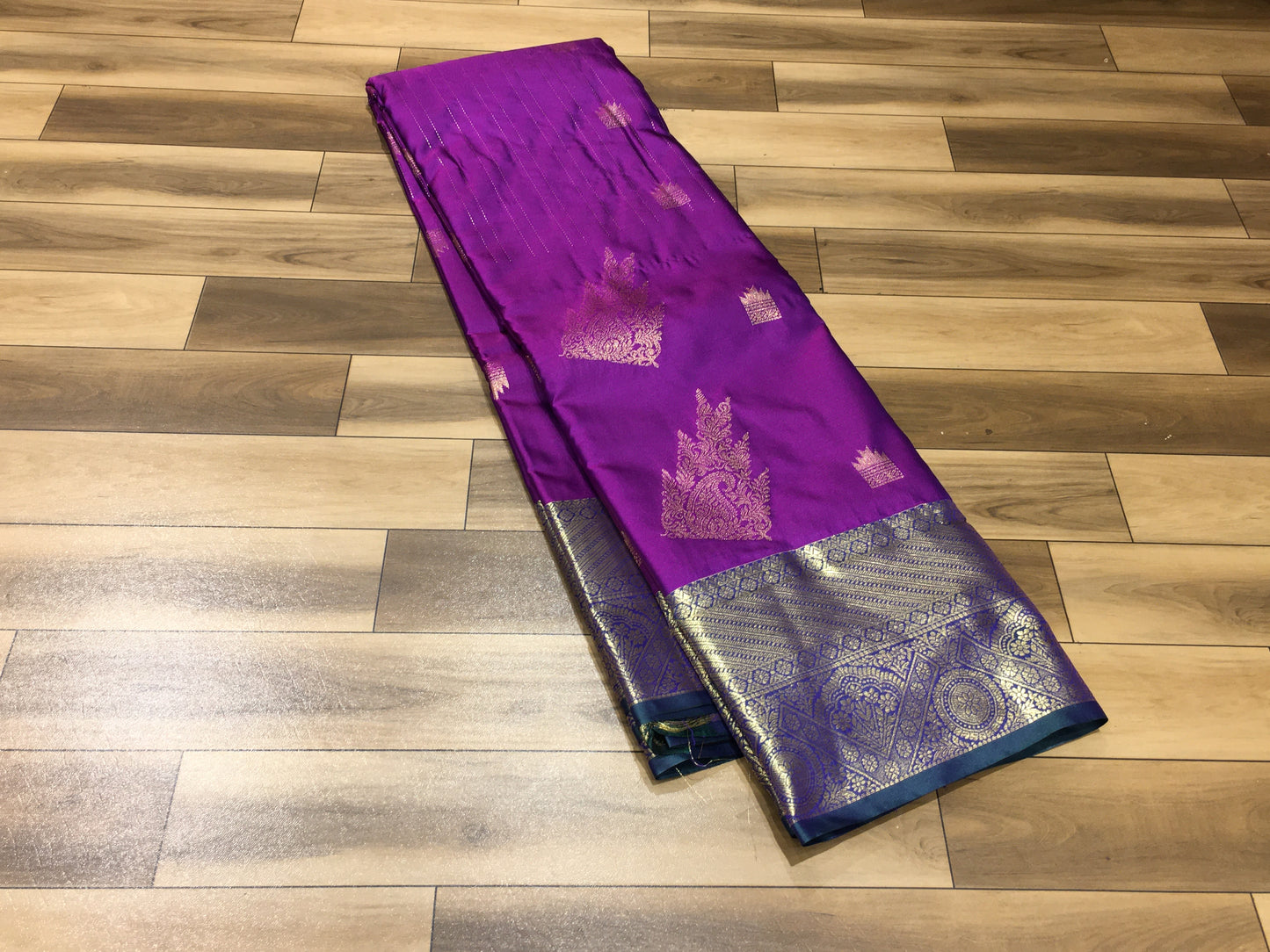 Semi Kanchipuram silk
