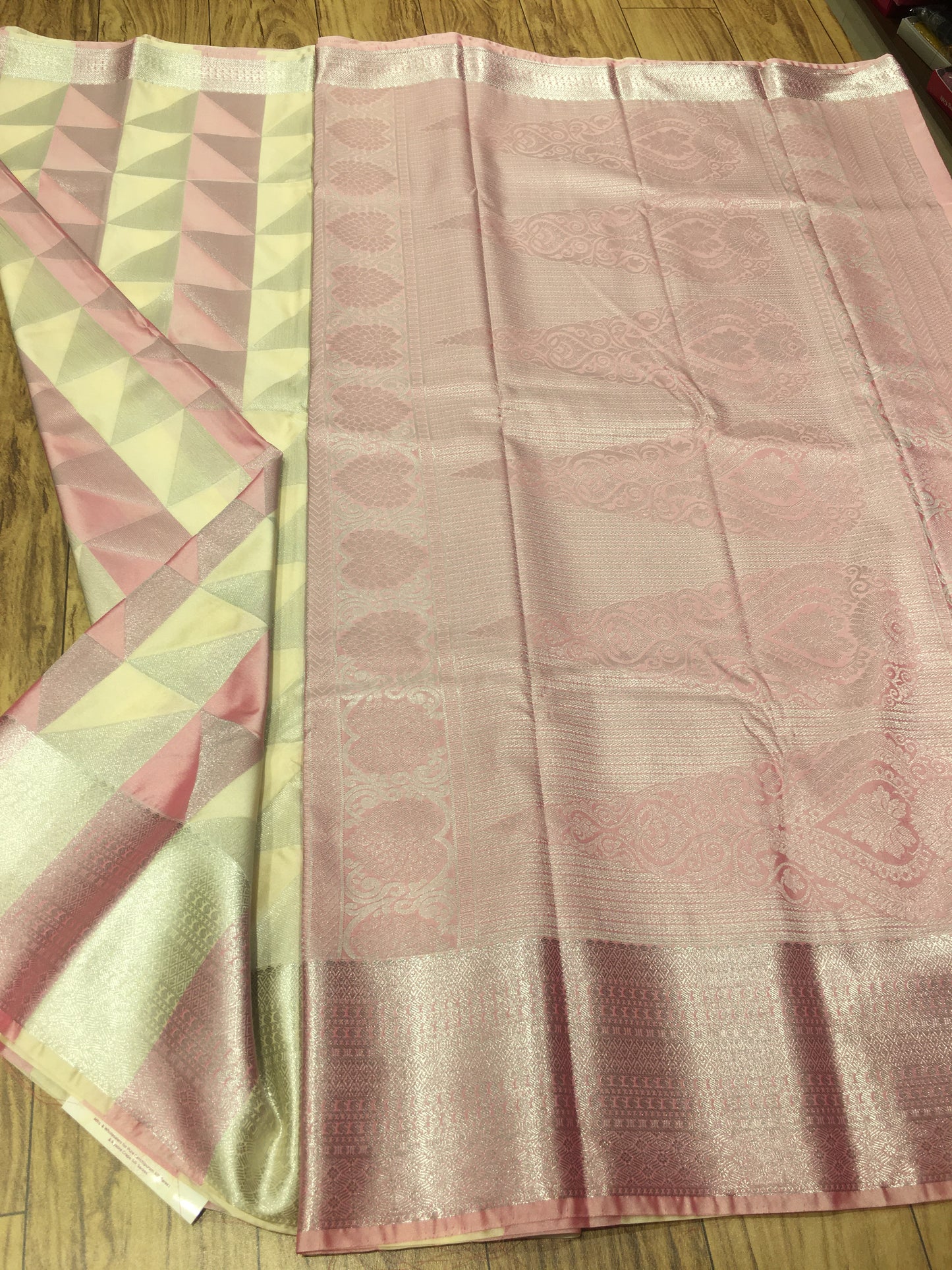 Semi Kanchipuram Silk