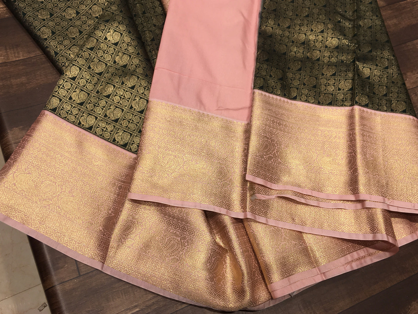 Semi Kanchipuram silk