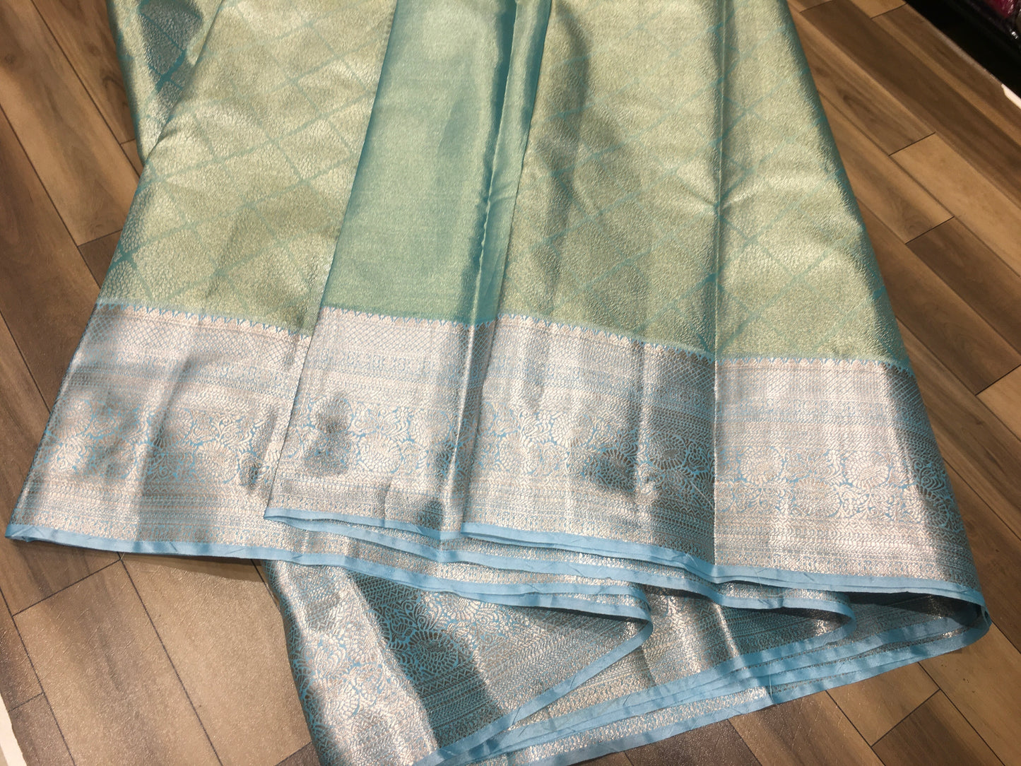 Semi Kanchipuram tissue