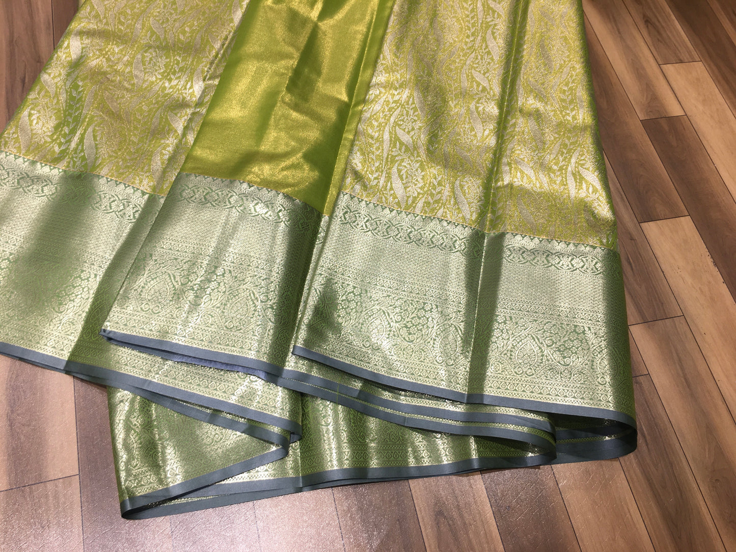 Semi kanchipuram tissue