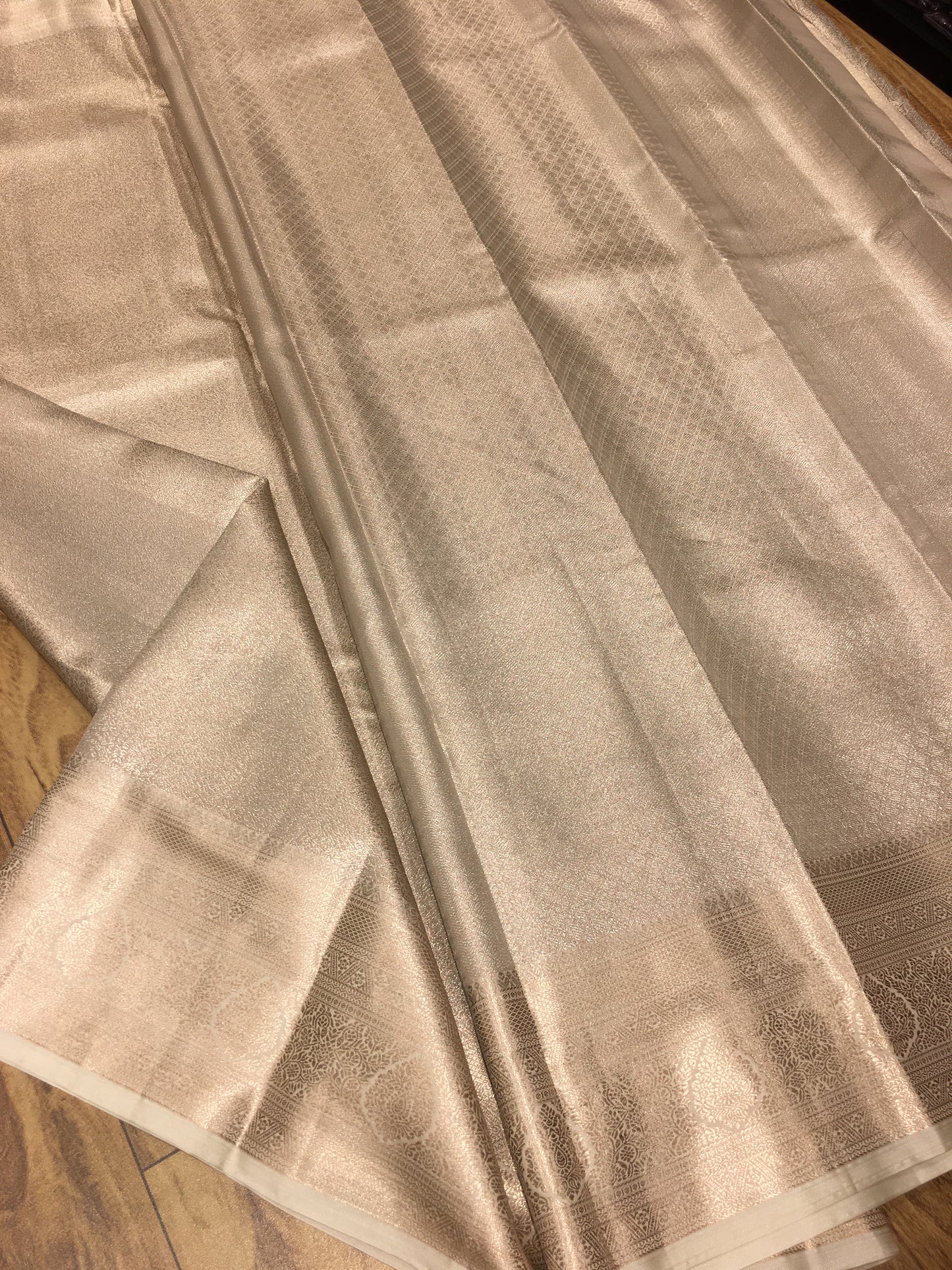Semi Kanchipuram tissue