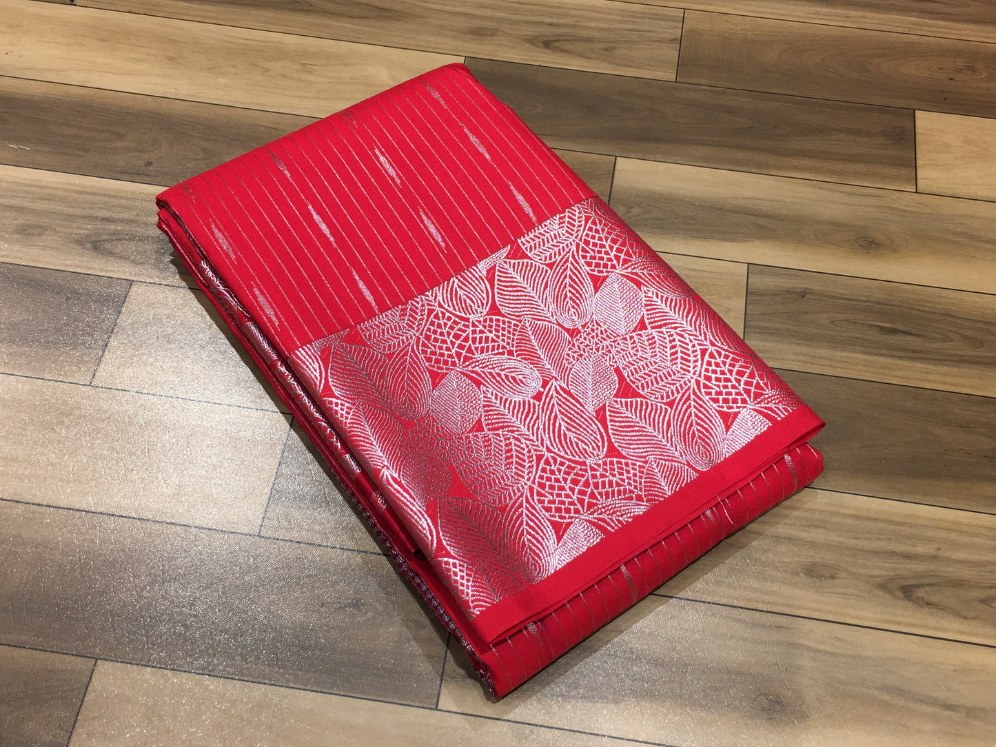 Semi Kanchipuram silk