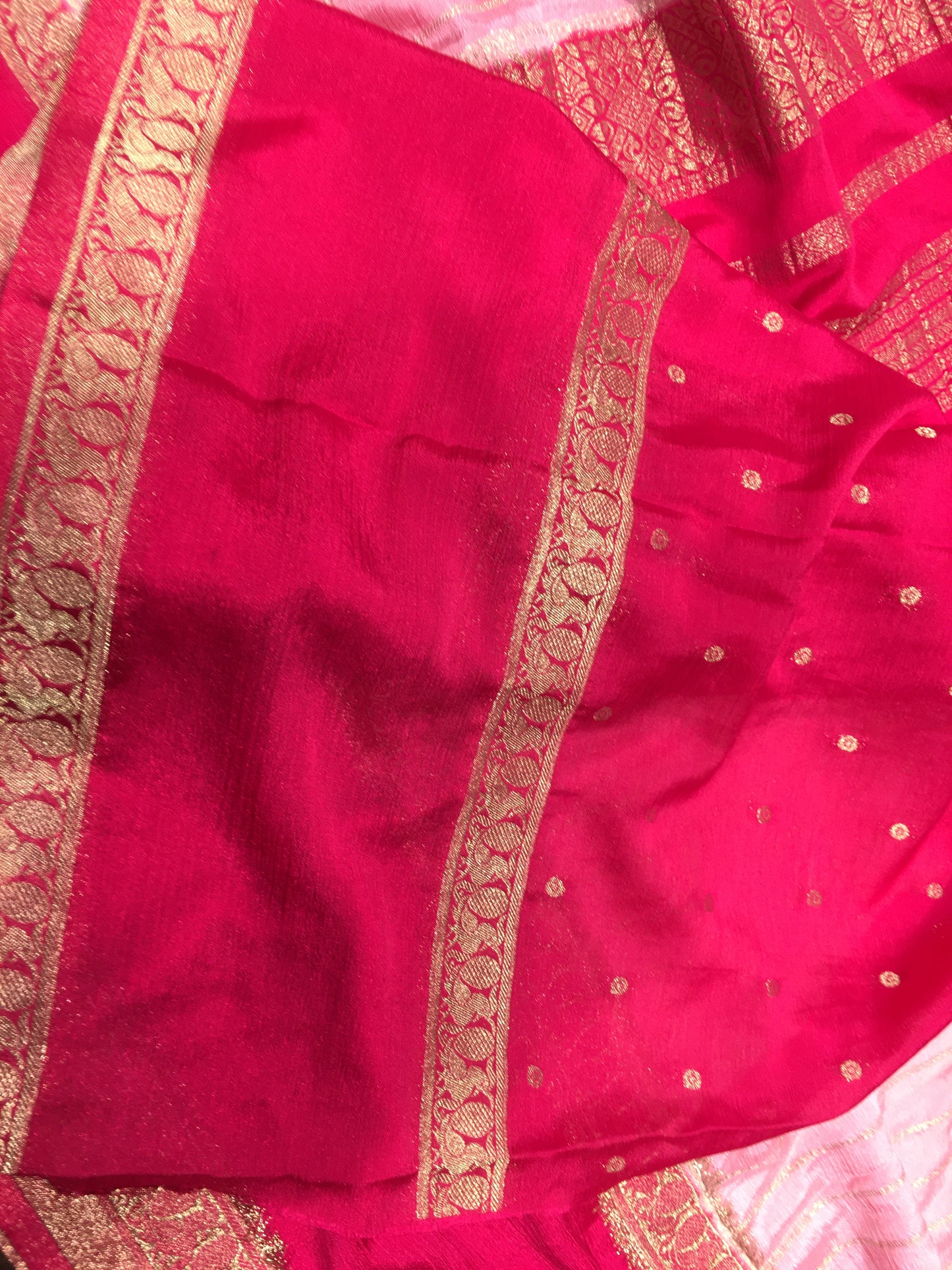 Wrinkle chiffon saree
