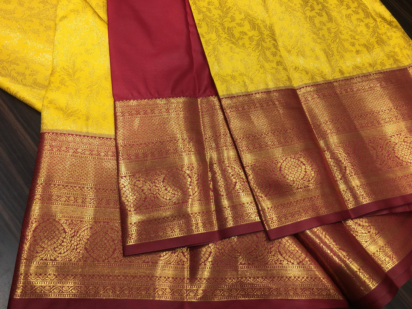 Semi Kanchipuram silk