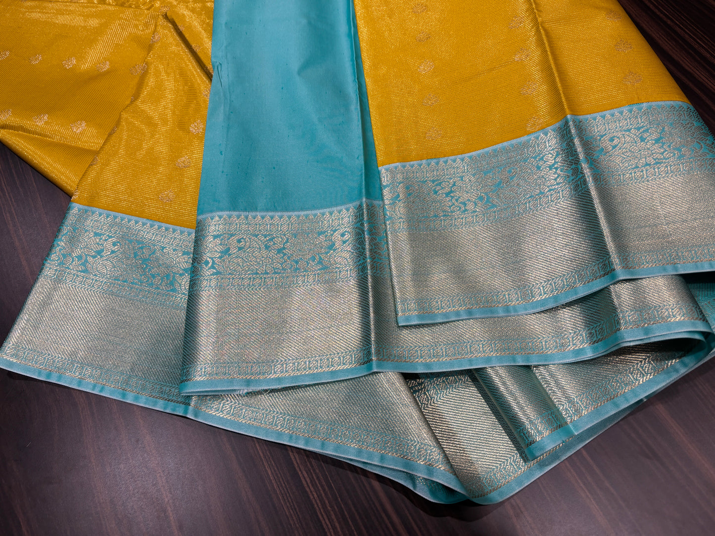 Semi Kanchipuram silk